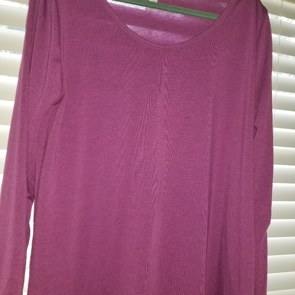 Lularoe lynnae top